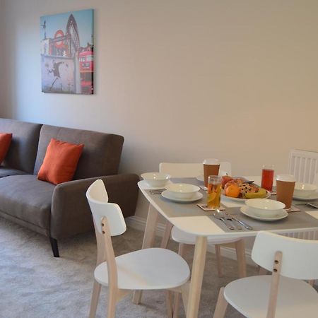 Fantastic Hampton Centre Stay Peterborough Exteriör bild
